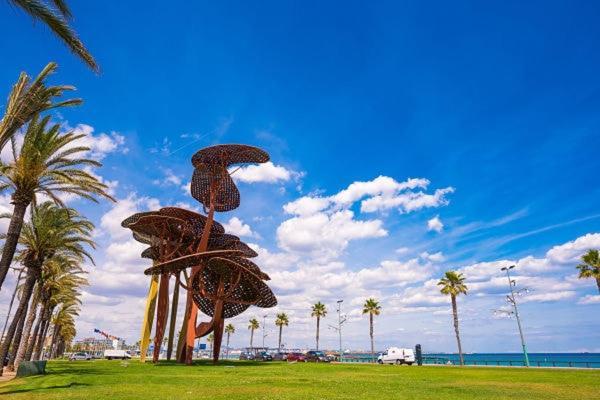 Residencial Aqua - La Pineda Apartment ซาลอว์ ภายนอก รูปภาพ