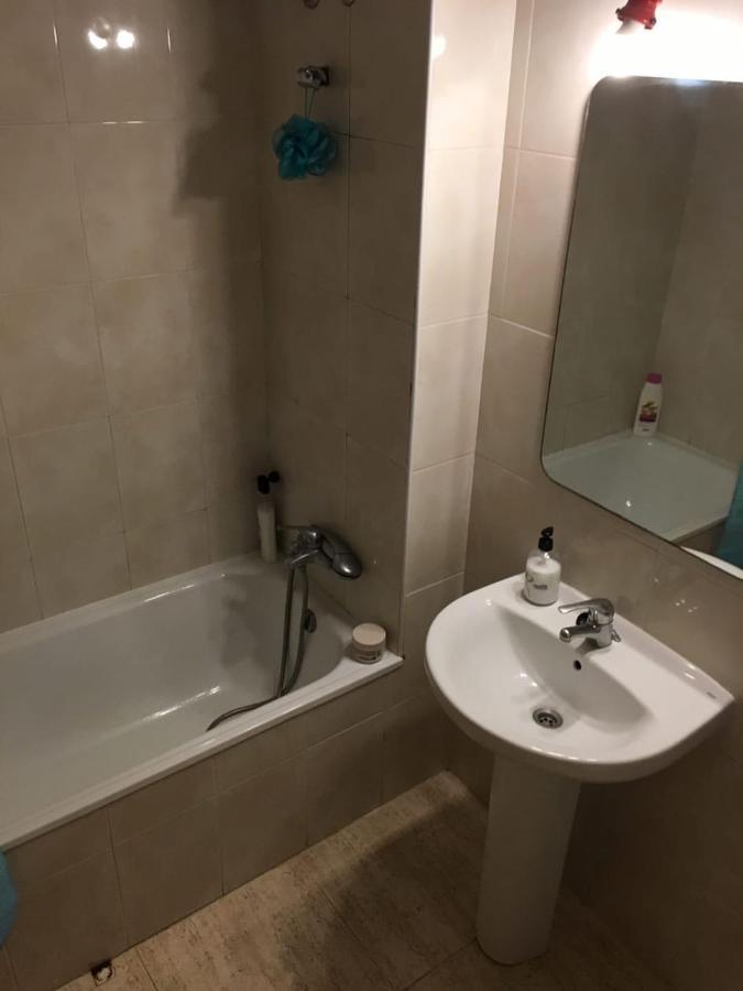 Residencial Aqua - La Pineda Apartment ซาลอว์ ภายนอก รูปภาพ